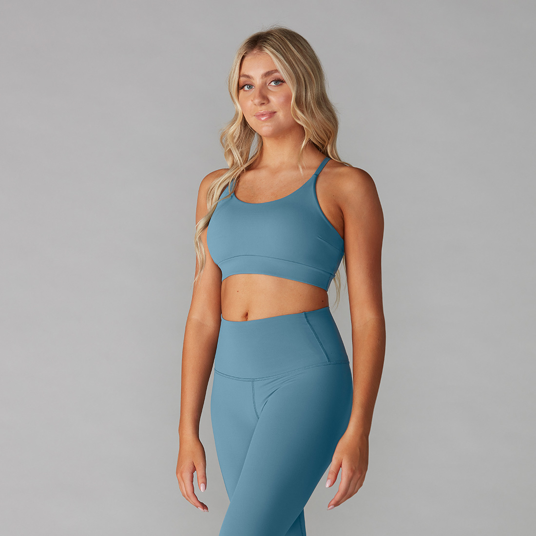 F22Apparel_TaviBra_Lake_Front
